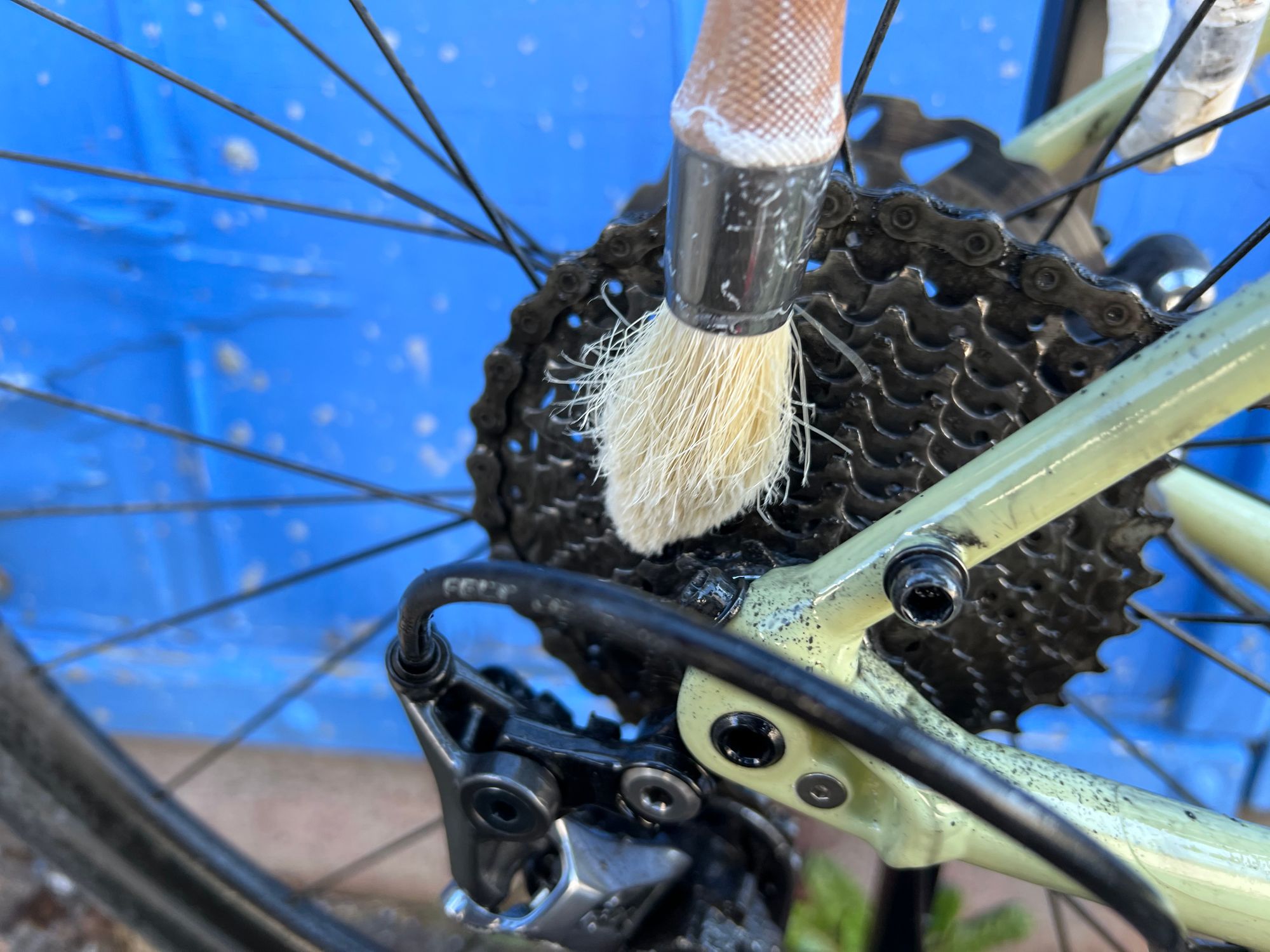 Lavage de gravel & test des produits d'entretien vélo Winsleek