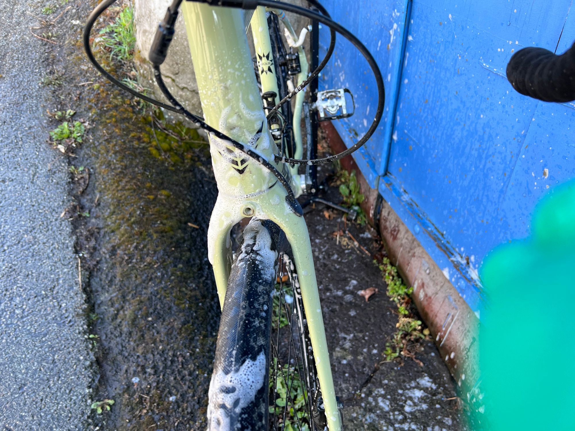 Lavage de gravel & test des produits d'entretien vélo Winsleek